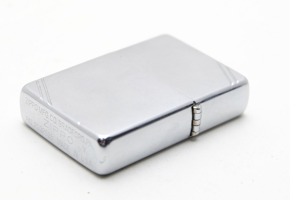 ​Zippo Texaco 1980s Petrol Lighter Vintage! Works great! - 11
