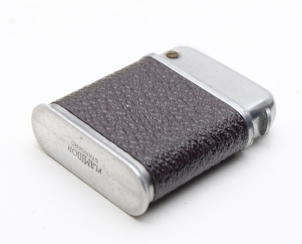 Flamidor Junior Art Deco Vintage Petrol Lighter Works good! - 4