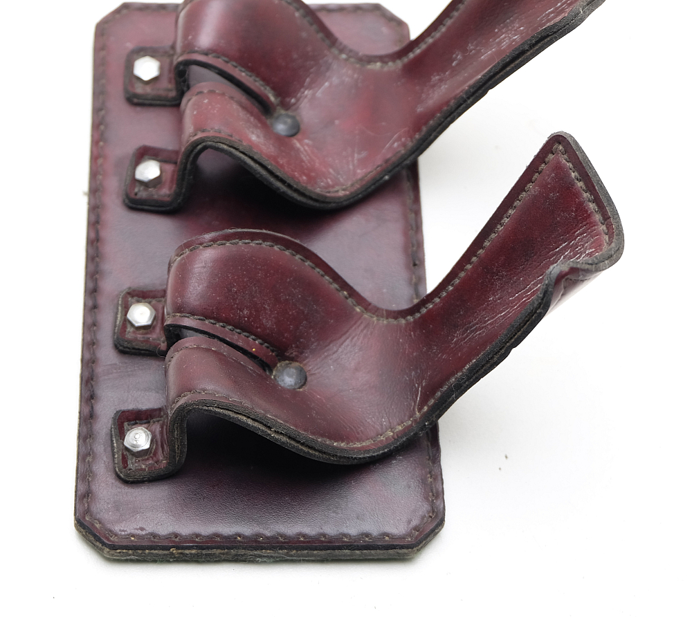 ​Pipe Stand Leatherette Vintage for two pipes - 5