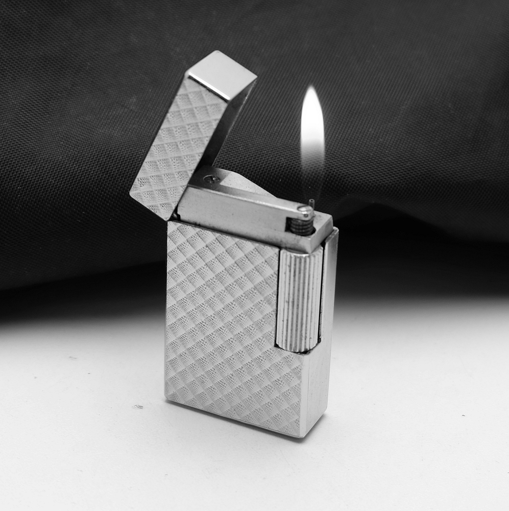 ​Tigre Vintage Gas Lighter Works good! Fully Serviced! - 1