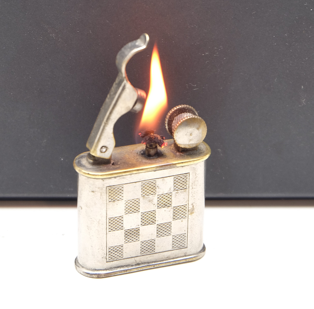 MD Vulcano Vintage Petrol Lighter 1940s Made in France Works great! - 1
