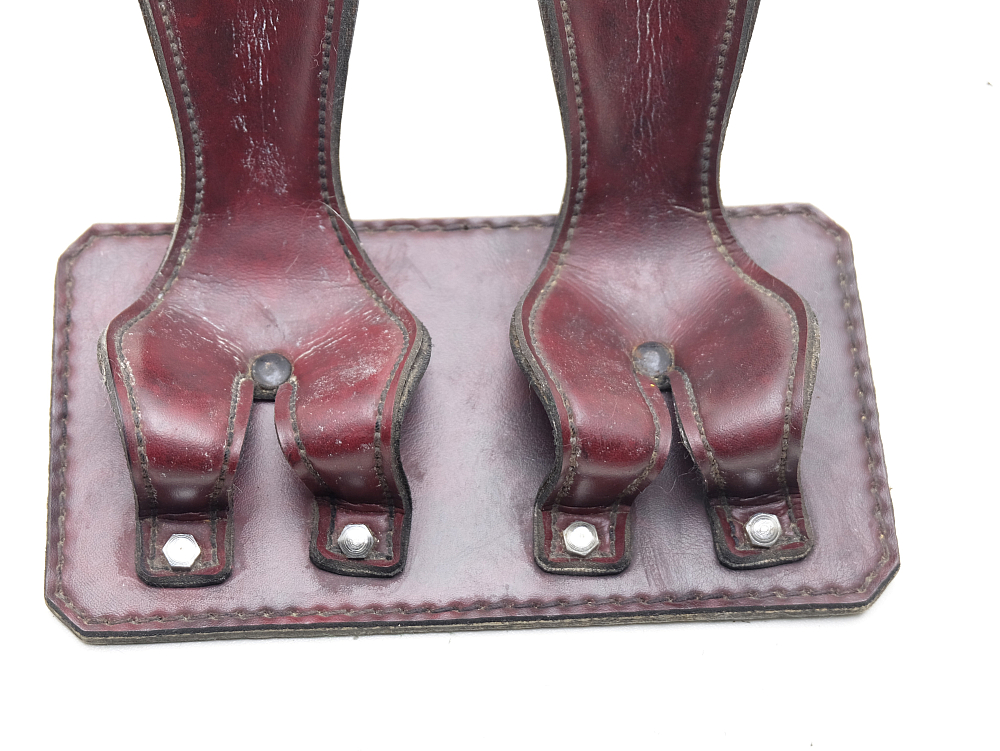 ​Pipe Stand Leatherette Vintage for two pipes - 2