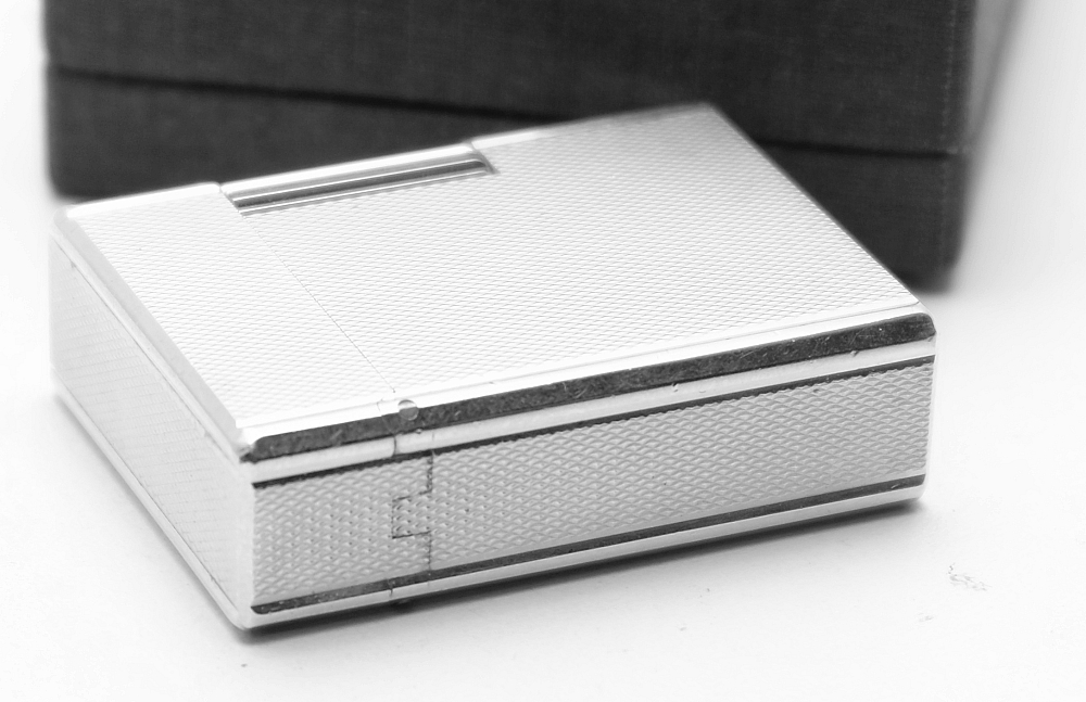 ​Dupont Line 1 Gas Lighter 20mk Gold Plated Works good! With box! Fully Serviced! - 4