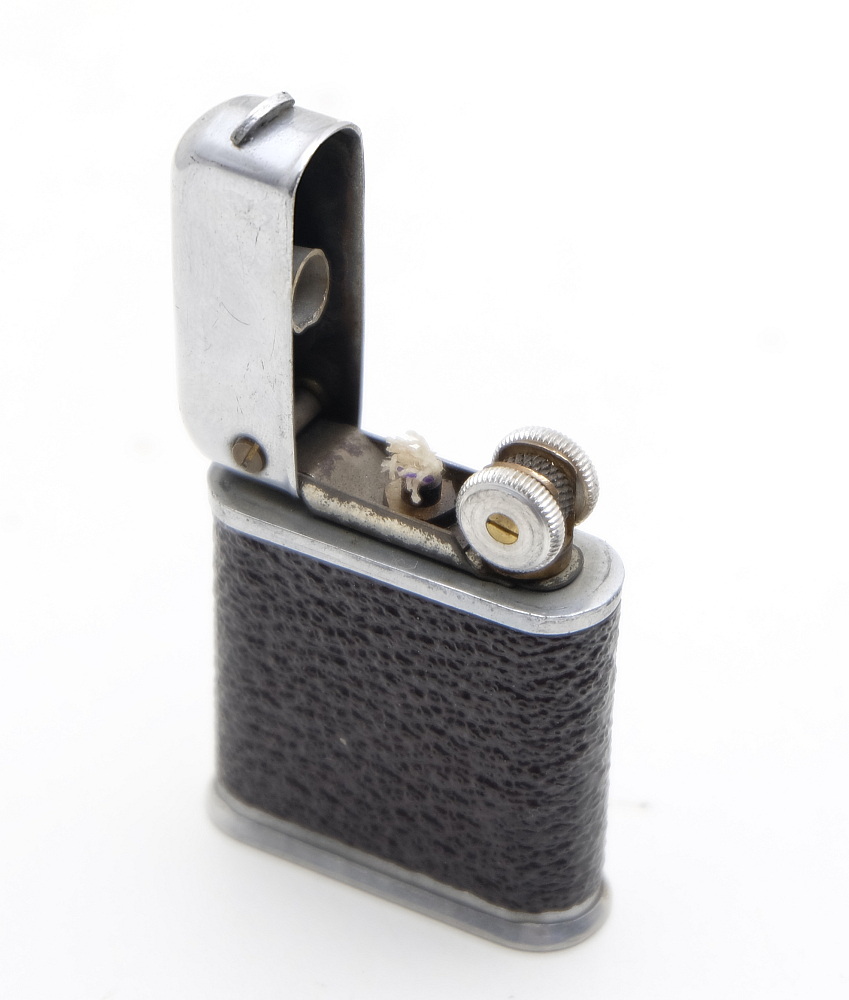 Flamidor Junior Art Deco Vintage Petrol Lighter Works good! - 9