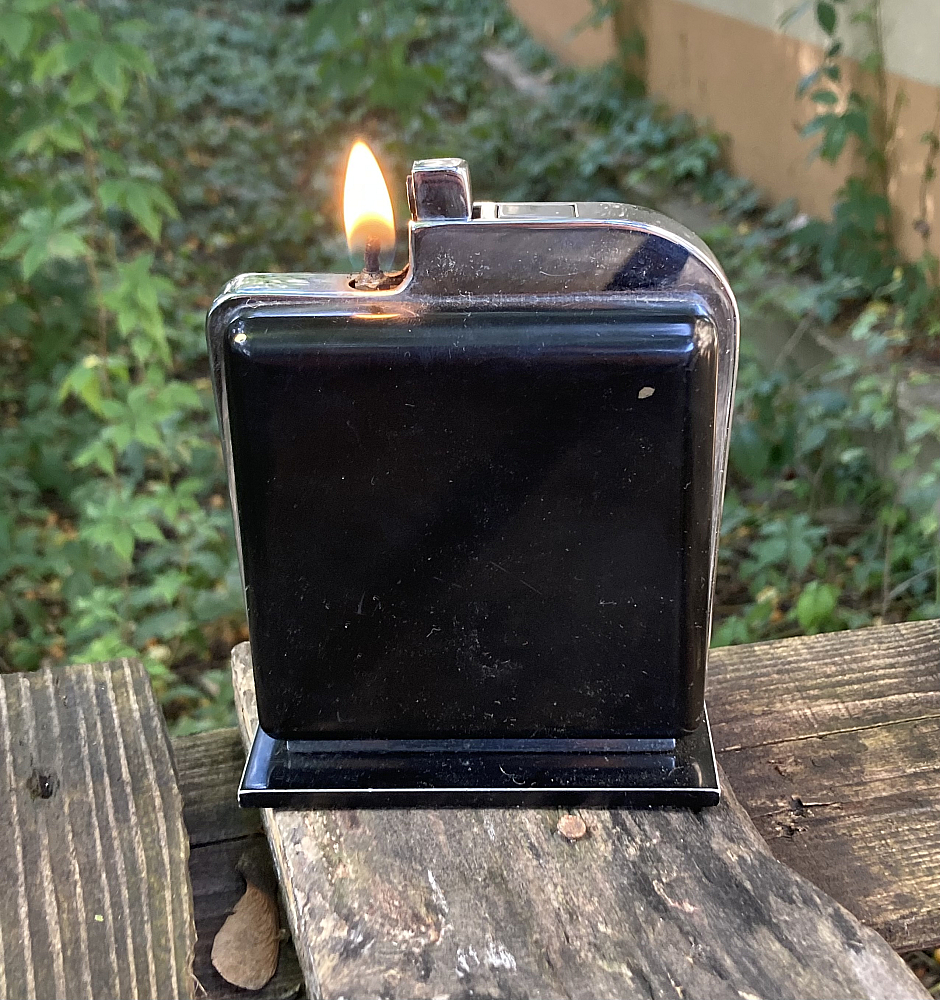 ​Silver Black Rare Petrol Automatic Table Thorens - 1