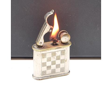 MD Vulcano Vintage Petrol Lighter 1940s Made in France Works great!