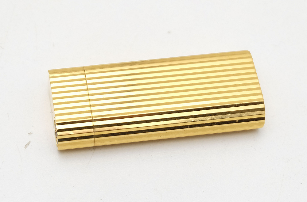 ​Cartier Unique Gold Plated Gas Lighter 1991 Paris with Rubies - 6