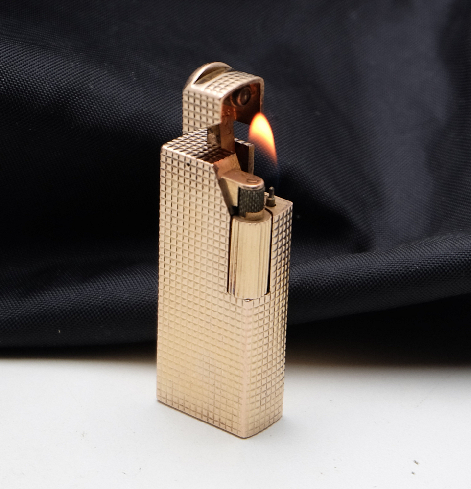 ​Dunhill Aldunil Paris Gas Lighter Solid Silver and Gold Plated Fully serviced! - 1