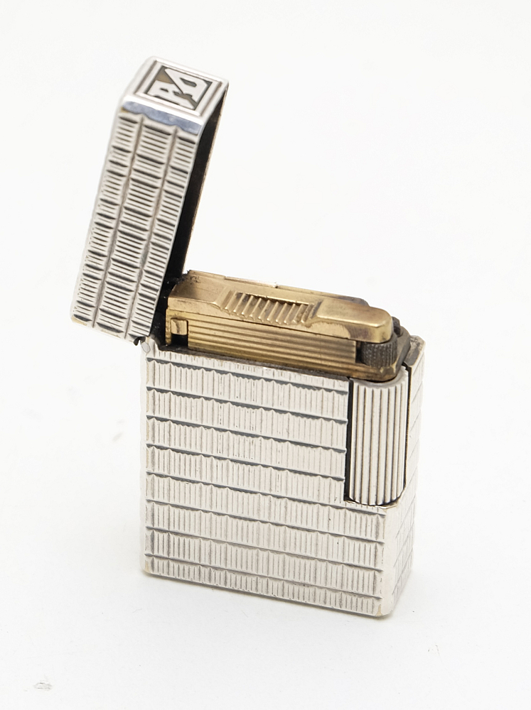 ​Dupont Line 1 Gas Lighter Silver Plated Works good! Fully Serviced! - 3