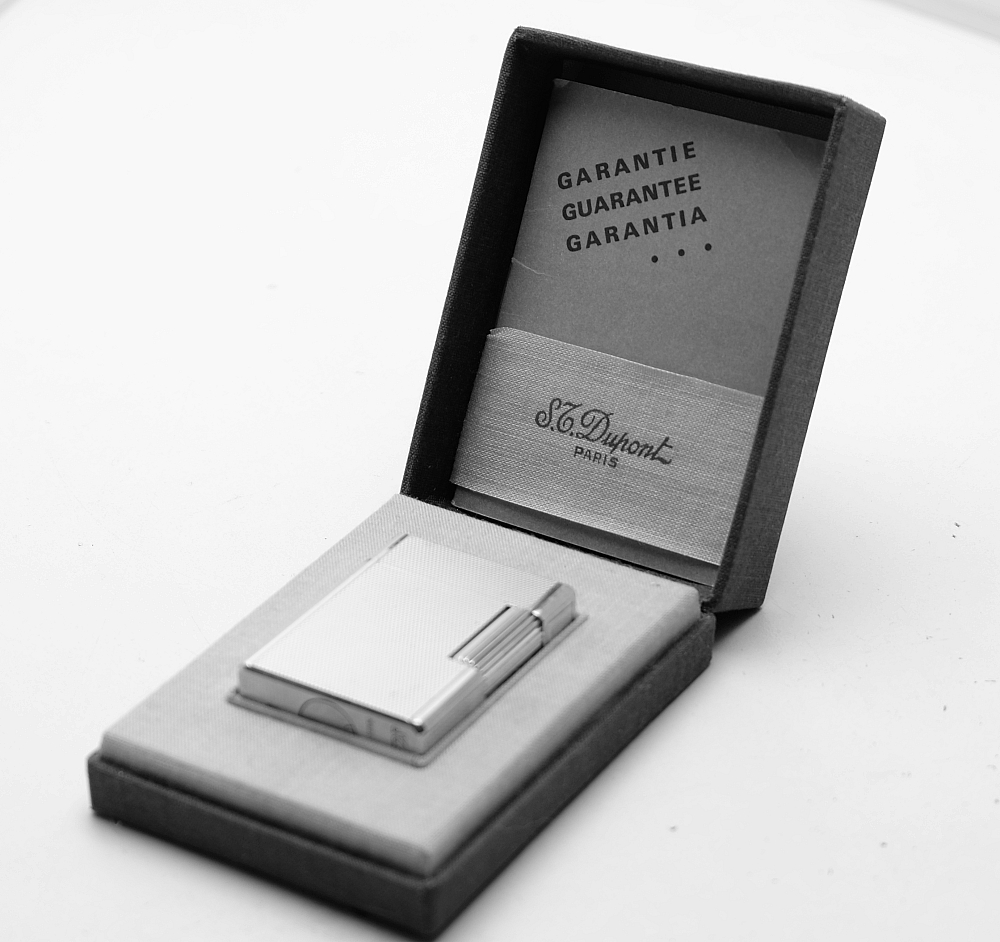 ​Dupont Line 1 Gas Lighter 20mk Gold Plated Works good! With box! Fully Serviced! - 8