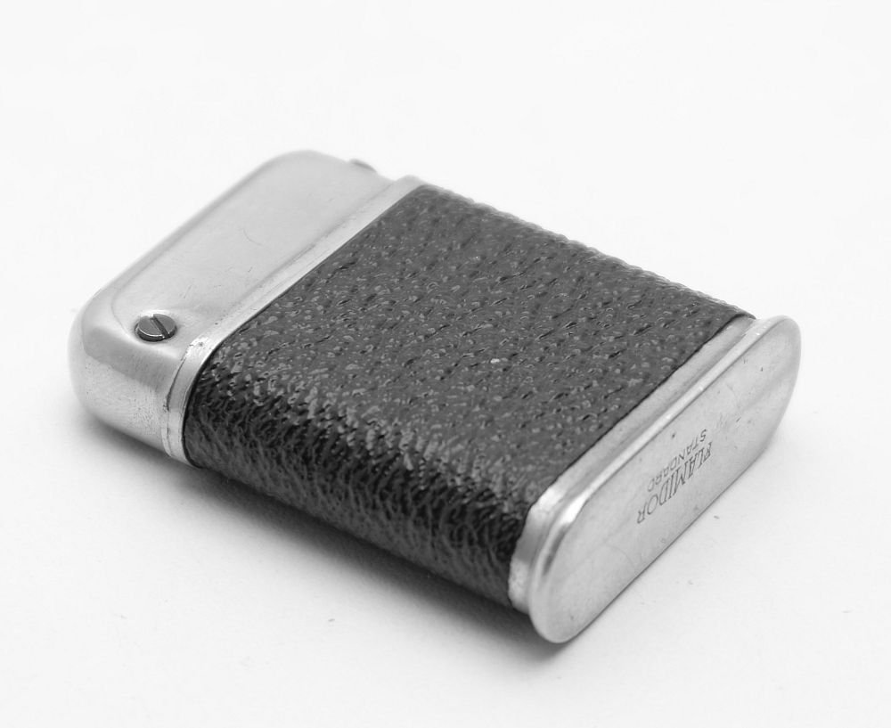 Flamidor Junior Art Deco Vintage Petrol Lighter Works good! - 5