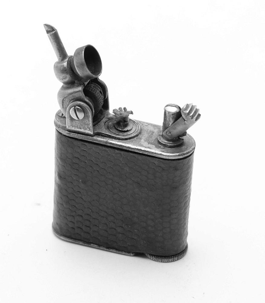 ​Lancel Automatic Petrol Lighter 1930s Works good! - 2