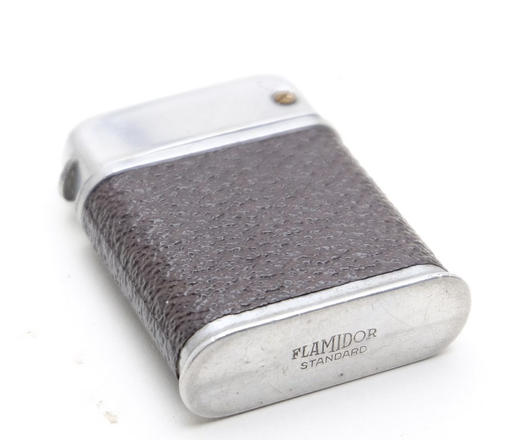 Flamidor Junior Art Deco Vintage Petrol Lighter Works good! - 7