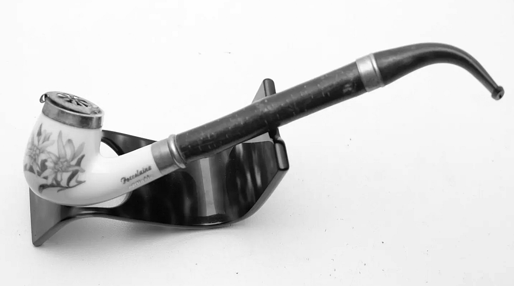 Hunter Nice Vintage Smoking Pipe Porcelaine EP Ring - 1