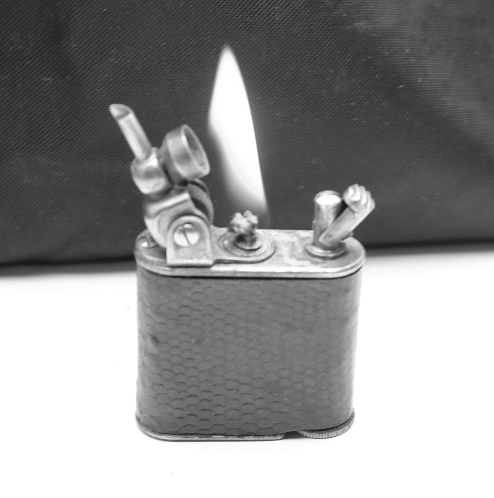 ​Lancel Automatic Petrol Lighter 1930s Works good! - 1