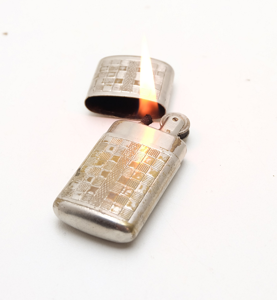 ​Vintage Petrol Lighter Paris Made in France 1940-1950s Works great! - 1