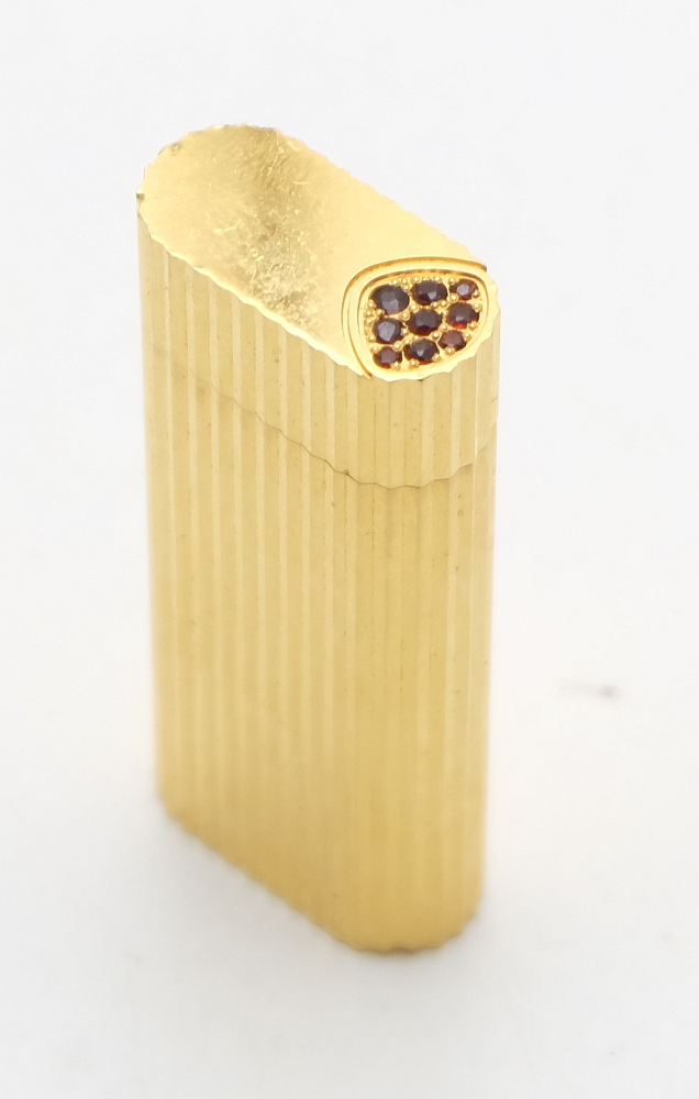 ​Cartier Unique Gold Plated Gas Lighter 1991 Paris with Rubies - 1